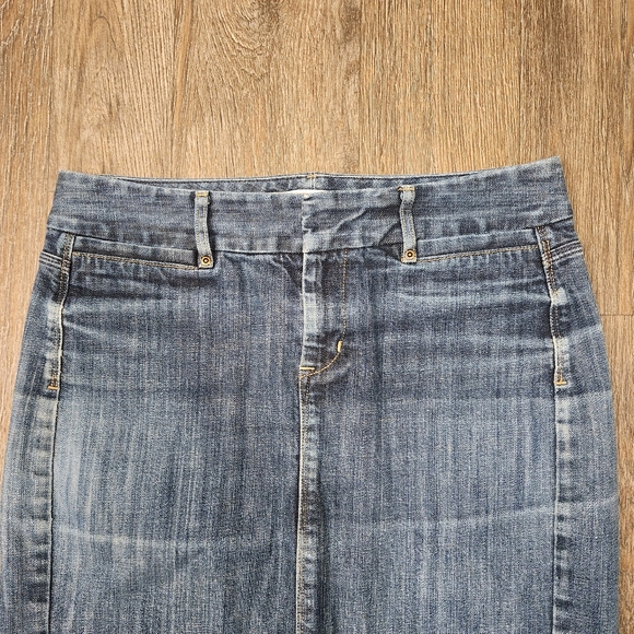 Gap Women's Blue Jean Skirt - Size 6 - Picture 2 of 5